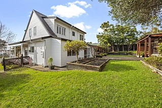 8 Picasso Drive, West Harbour, West Harbour, Waitakere City