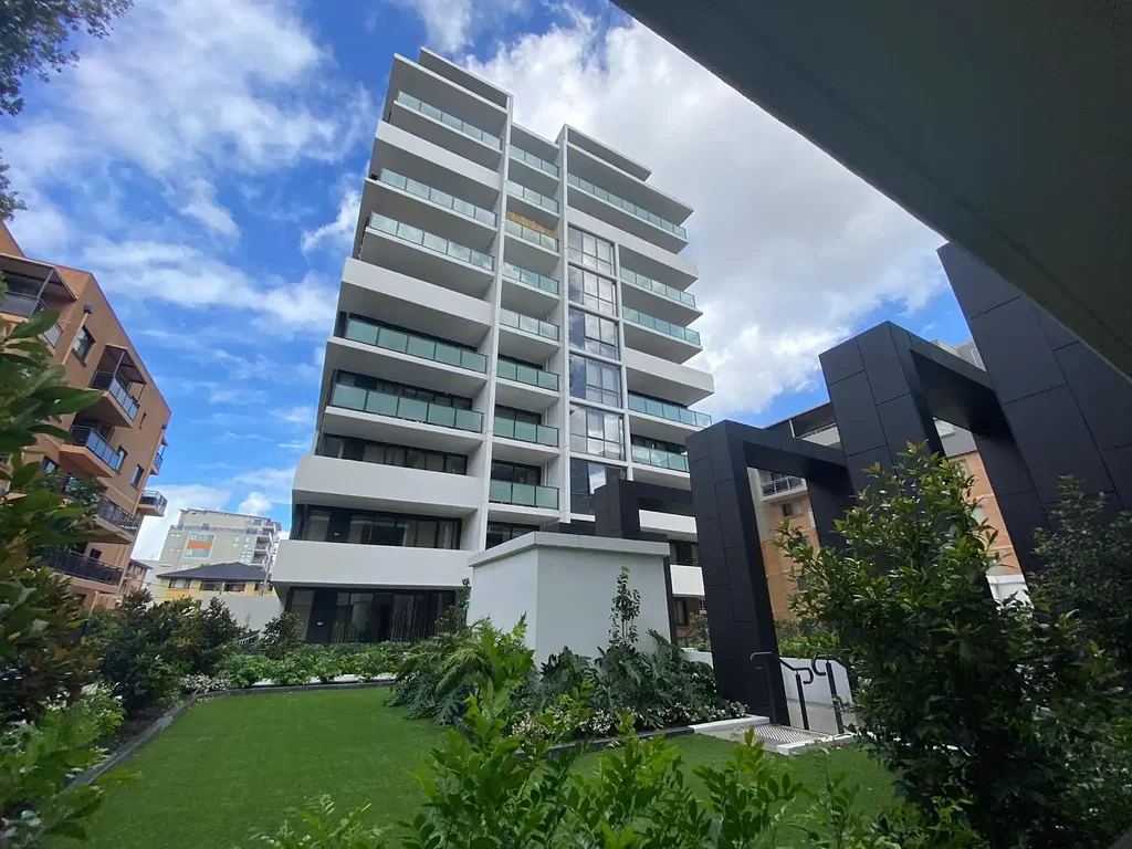 Unit on Level 8 - Top Floor
