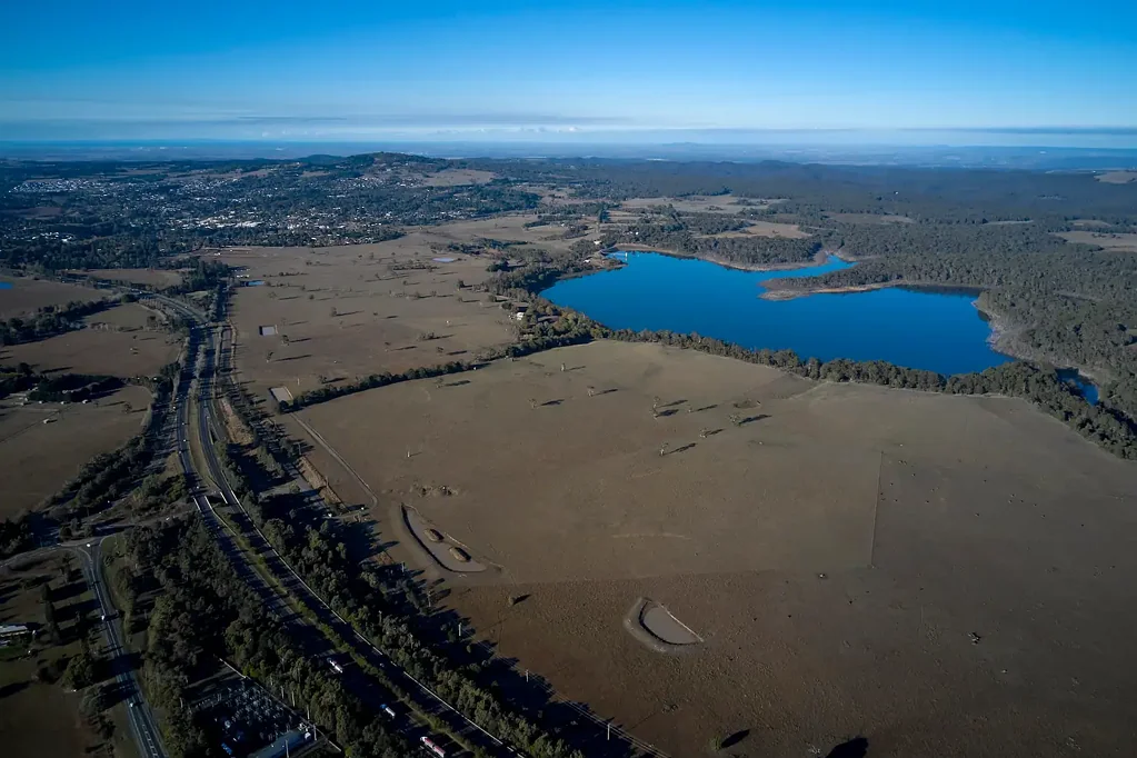 Gisborne  Exceptional 100-Acre Land Opportunity Close to Melbourne