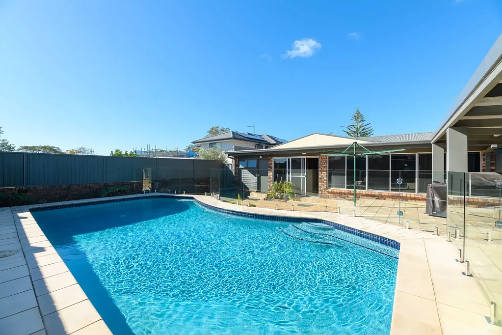 69 Ellesmere Road, Gymea Bay, NSW 2227