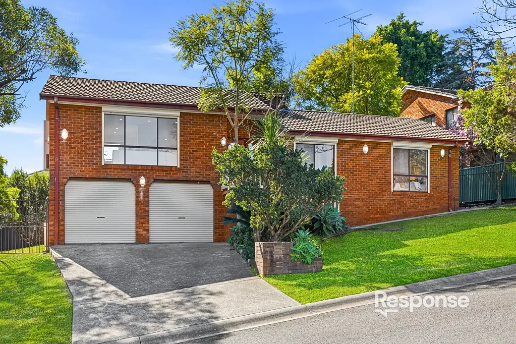 Kingswood 3房 位于安静死胡同的宽敞 998 平方米地块，具有开发潜力 Expansive 998 sqm Block with Development Potential in Quiet Cul-de-Sac