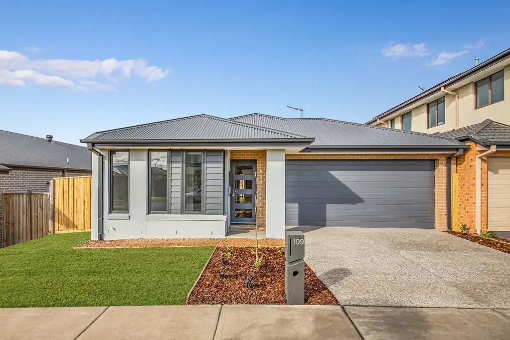 Unique 4 Bedroom 3 Bathroom Brand New Build
