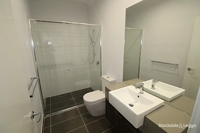 86 Flatbush Avenue, Point Cook, VIC 3030, 4 slaapkamers, 3 badkamers, House