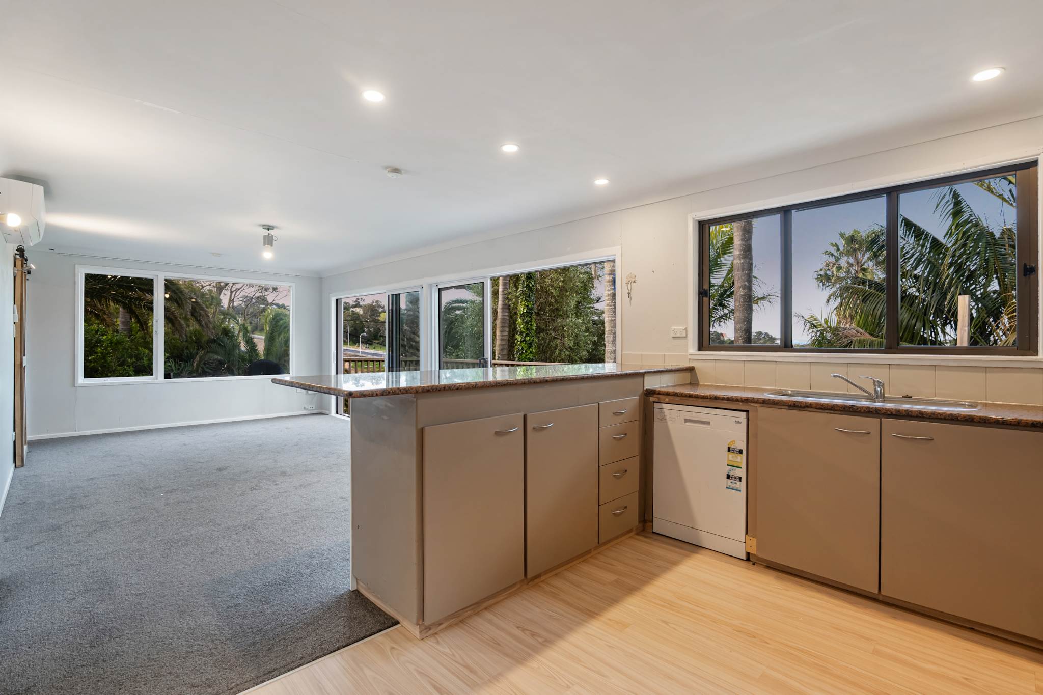 26 Cedar Terrace, Stanmore Bay, photo 14