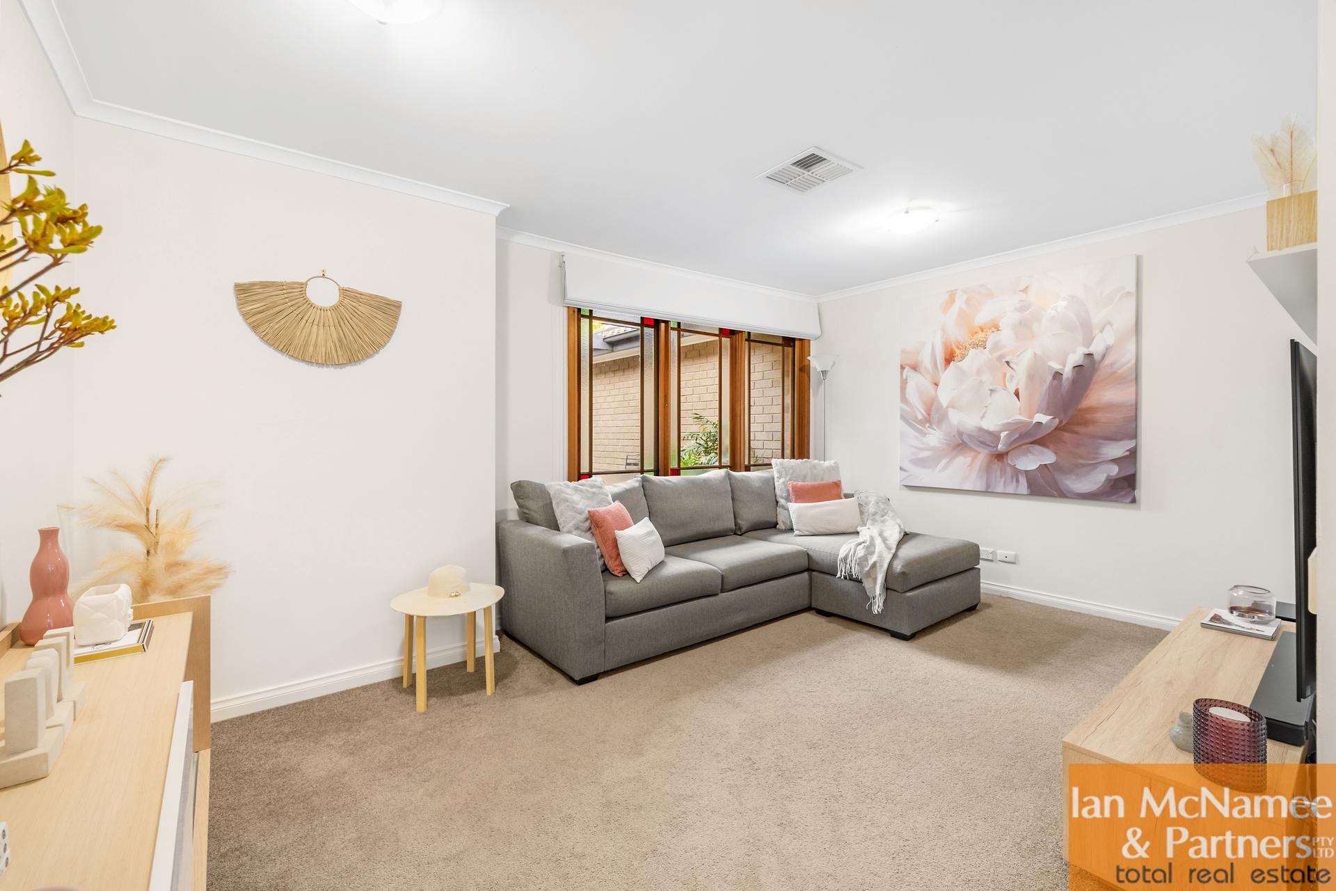 32 KINLYSIDE AV, JERRABOMBERRA NSW 2619, 0 Bedrooms, 0 Bathrooms, House