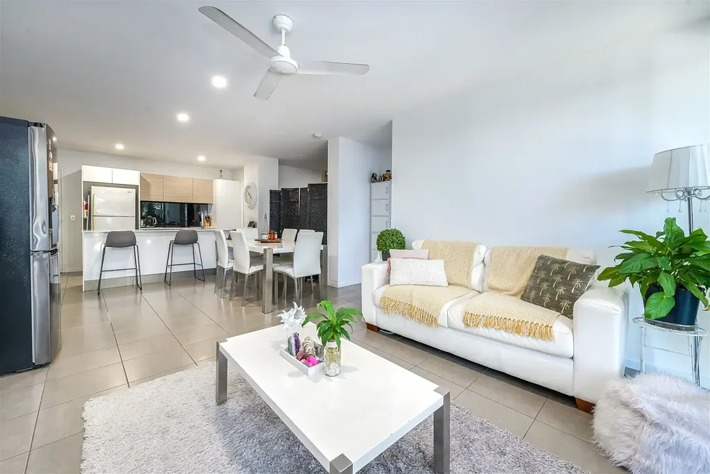 UNIT 2109 1-7 Waterford Court, Bundall, QLD 4217