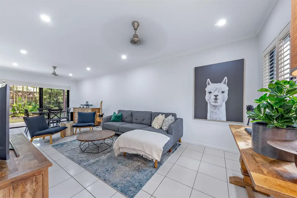 27/25 Abell Road, Cannonvale, QLD 4802