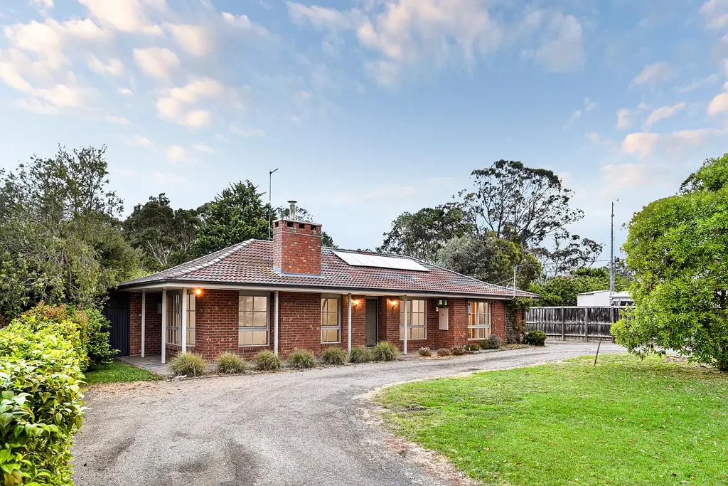 Balnarring 4Zimmer Open over Christmas. Call today to book your inspection!