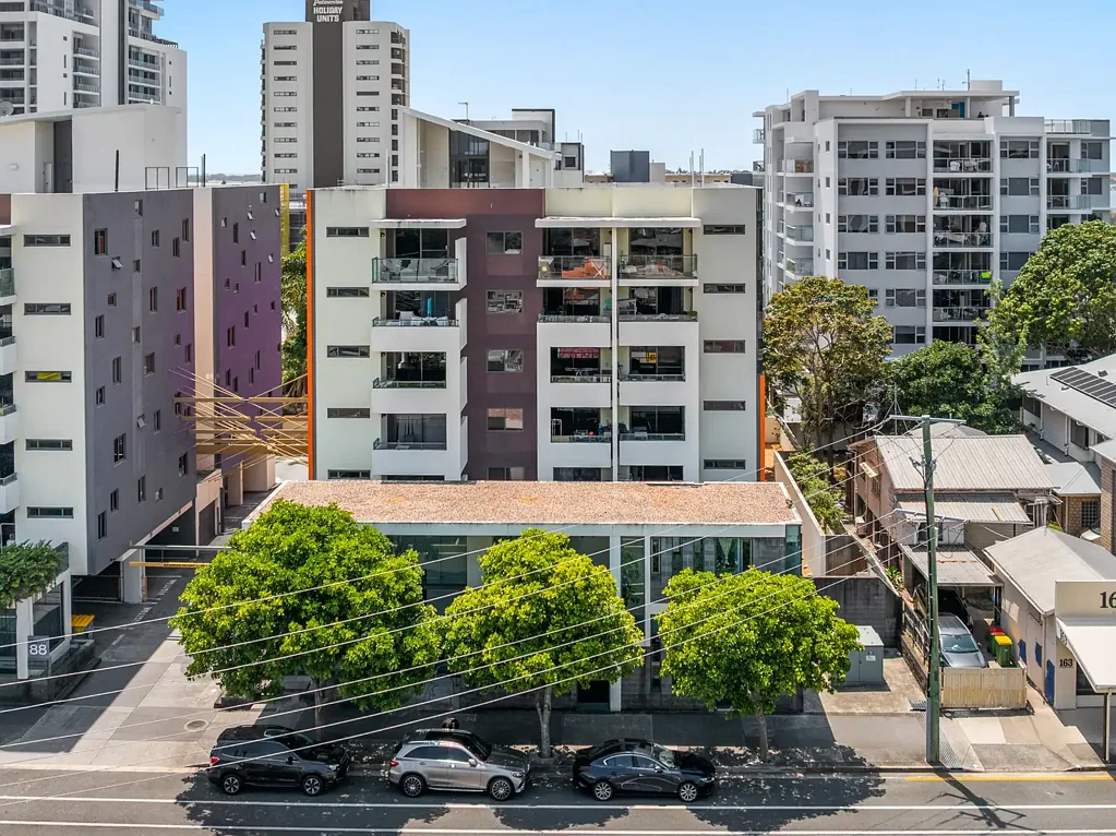 Southport 2chambre Stylish Apartment Living Minutes from the Broadwater!