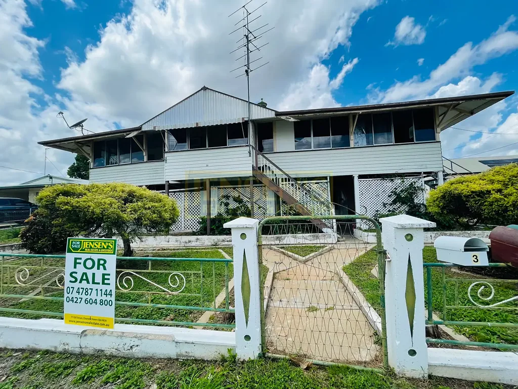 Charters Towers City 8房  Investment Opportunity