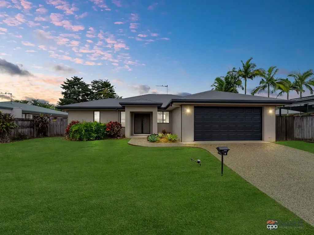 13 Mount Close, Edmonton, QLD 4869