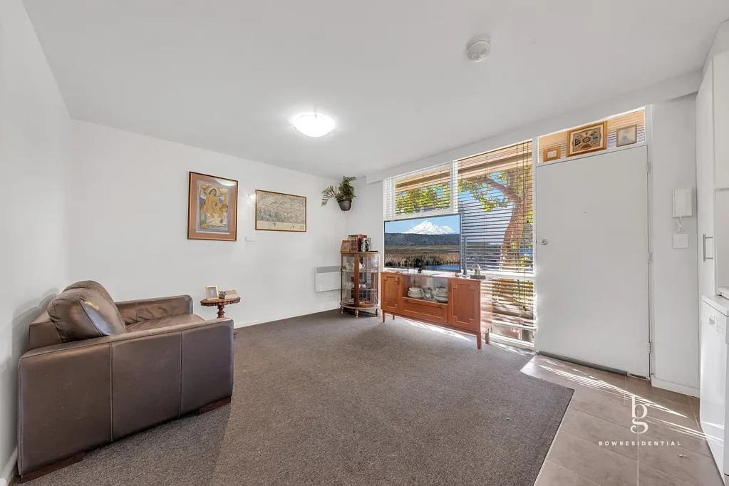 8/34 Neill Street, Carlton, VIC 3053