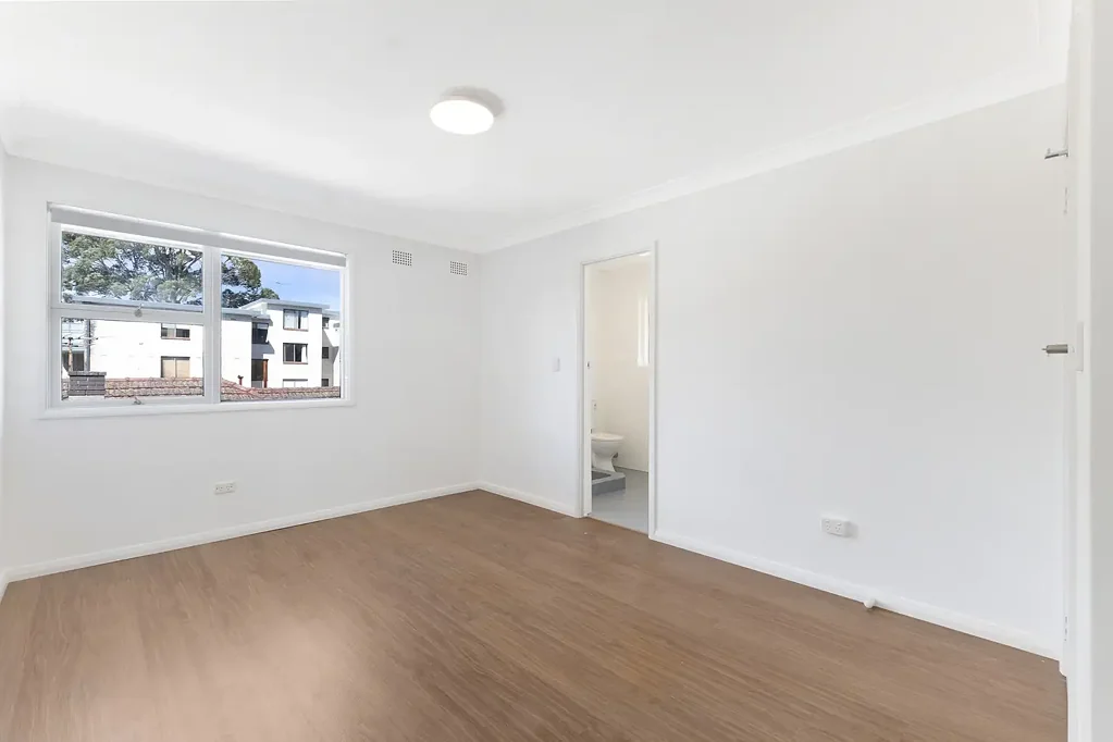 Modern one-bedroom apartment