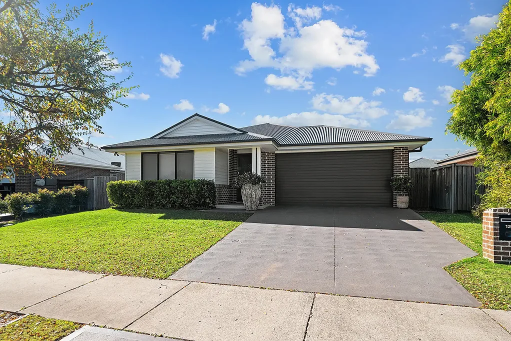 127 Billabong Parade, Chisholm, NSW 2322