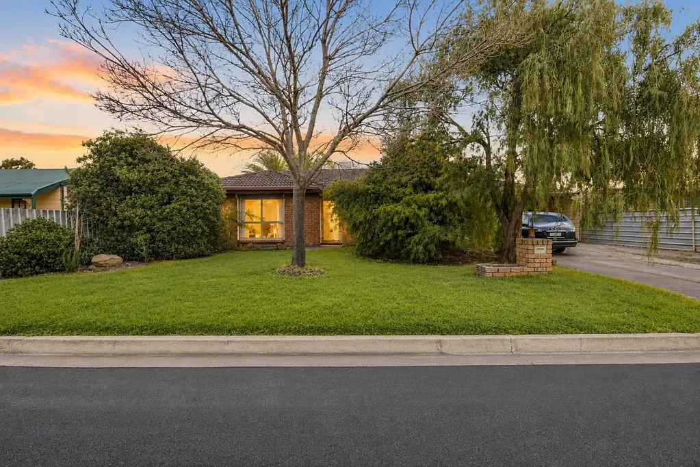 Aldinga Beach 4Kwarto Renovate. Invest. Develop. Endless Opportunity.