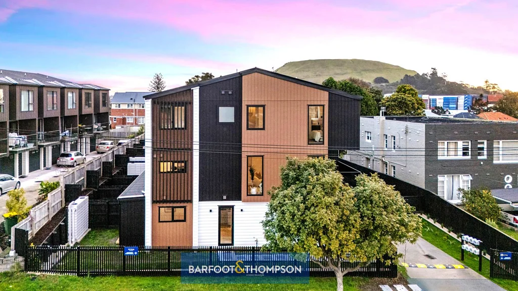 Panmure 4Kwarto Luxury Townhouse in Panmure