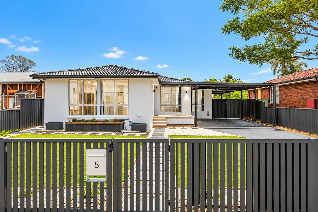 Quakers Hill 3कमरा GRANNY FLAT POTENTIAL ( STCA )