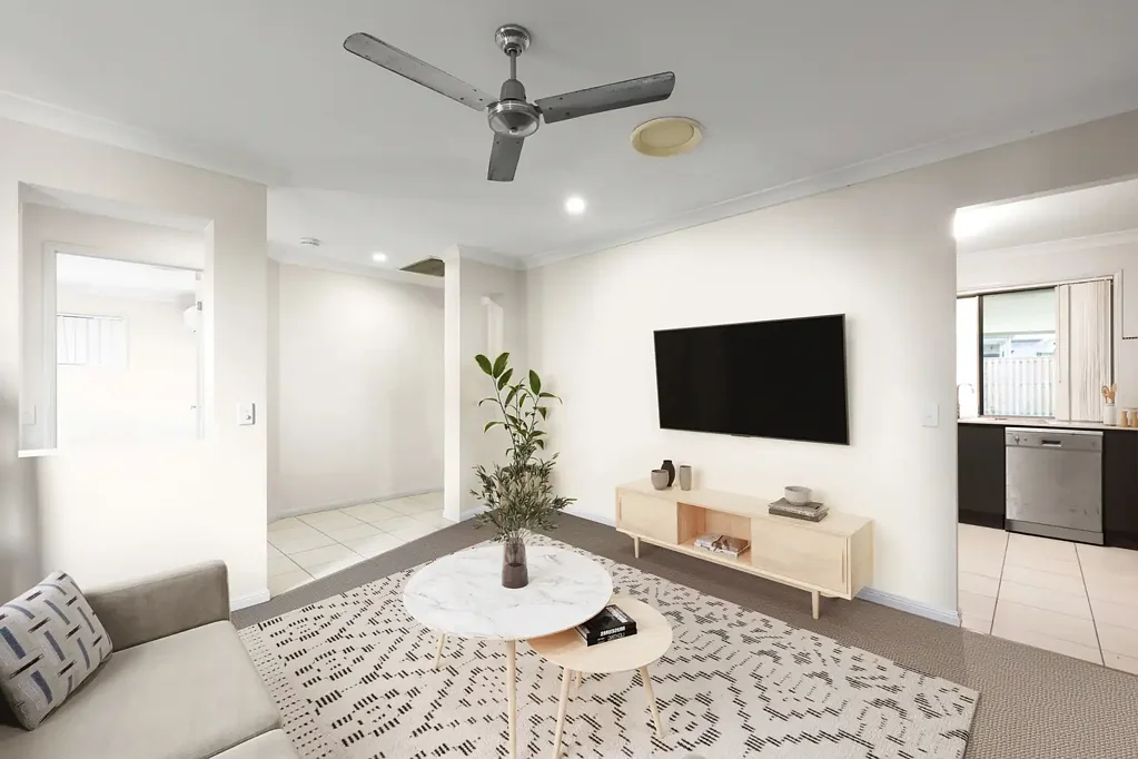 Blacks Beach 4房  Family Living with Endless Potential in Blacks Beach Cove