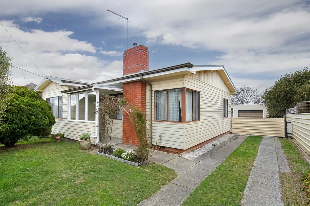 Stylish, Spacious & Superbly Located