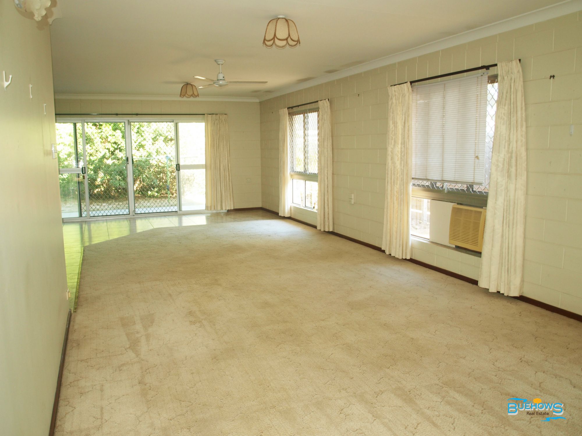 21 LIMPUS AV, KEPPEL SANDS QLD 4702, 0 chambres, 0 salles de bain, House