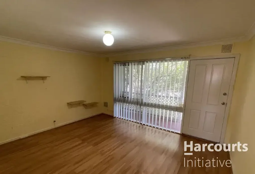 2A Calvert Way, Girrawheen, WA 6064