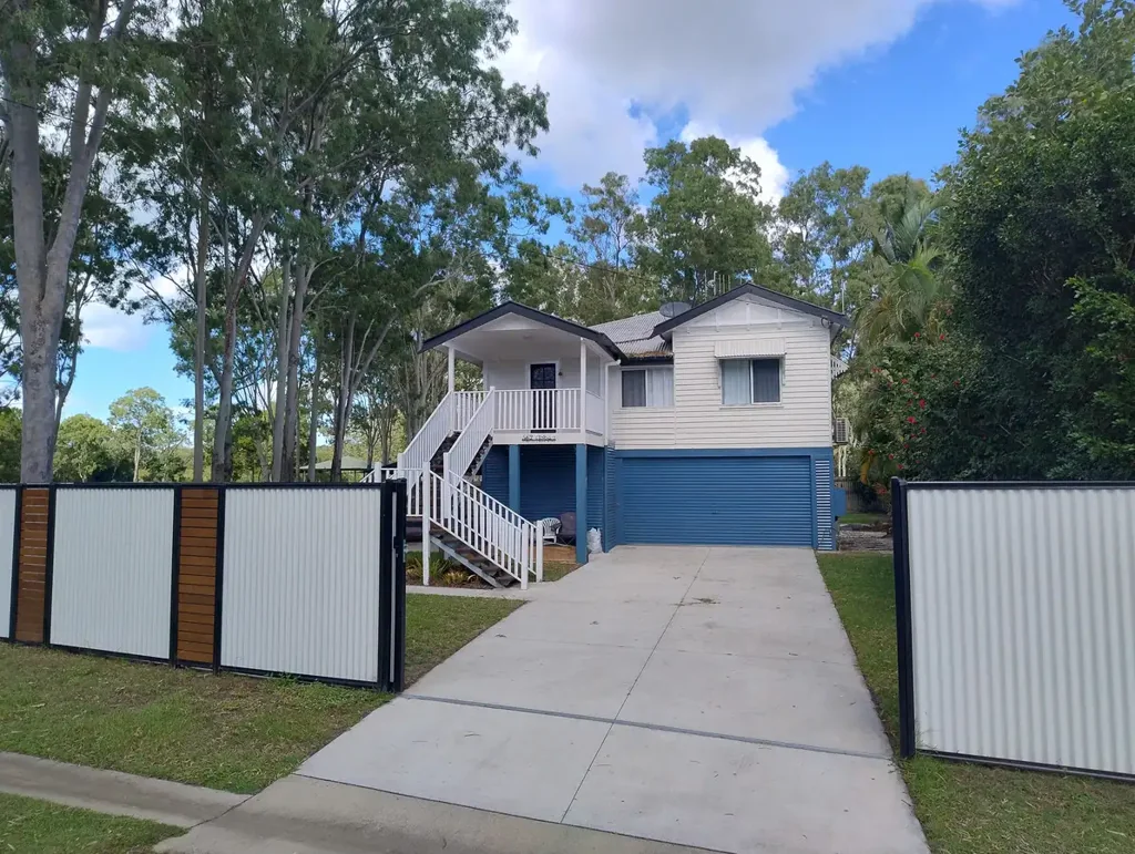 🌊 Beachside Unit – All Utilities & Yard Care Included!
