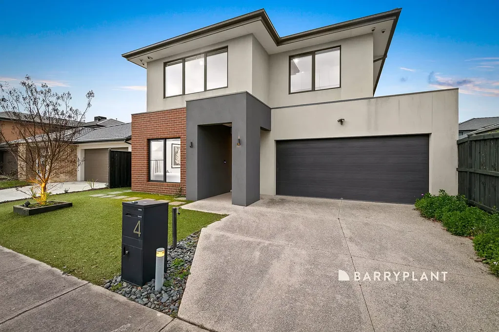 4 Imer Crescent, Berwick, VIC 3806