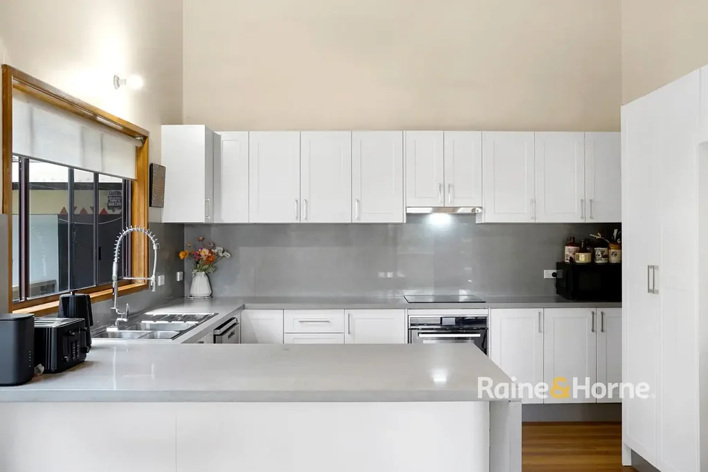142 Empire Bay Drive, Empire Bay, NSW 2257