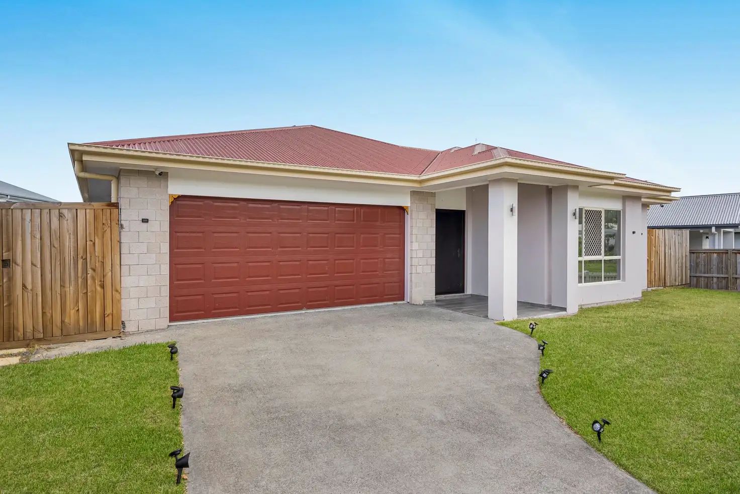 100 Vineyard Drive, Greenbank, QLD 4124, 5部屋, 3バスルーム, House