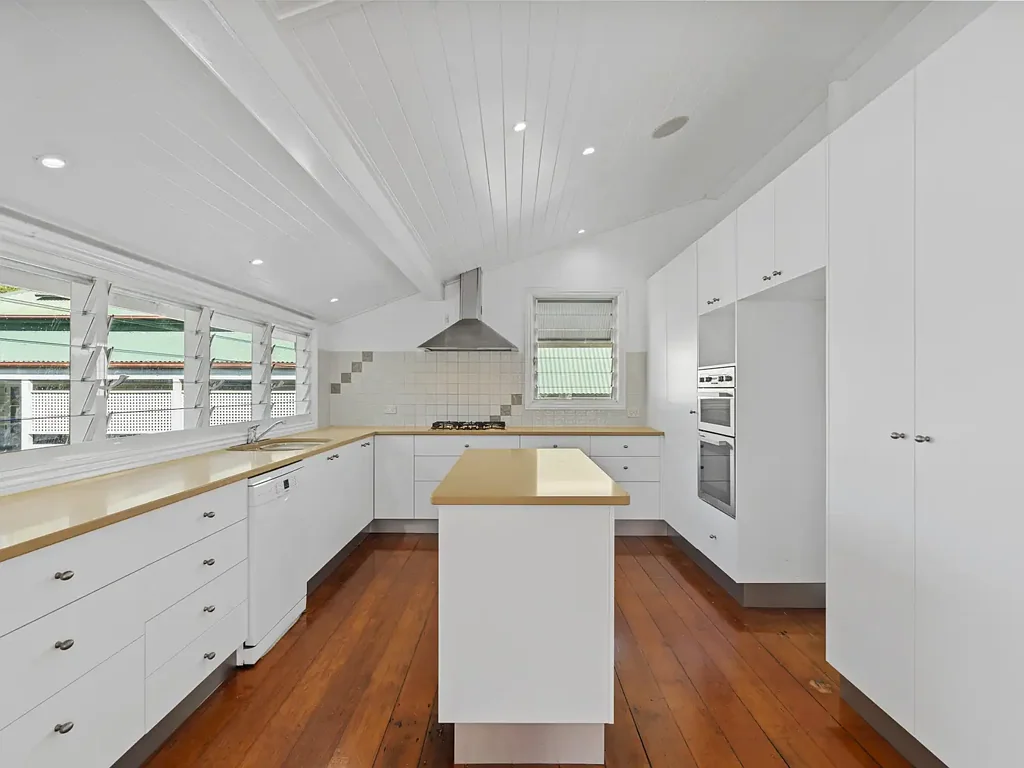 Light-Filled Character Home in Sought-After Norman Park!