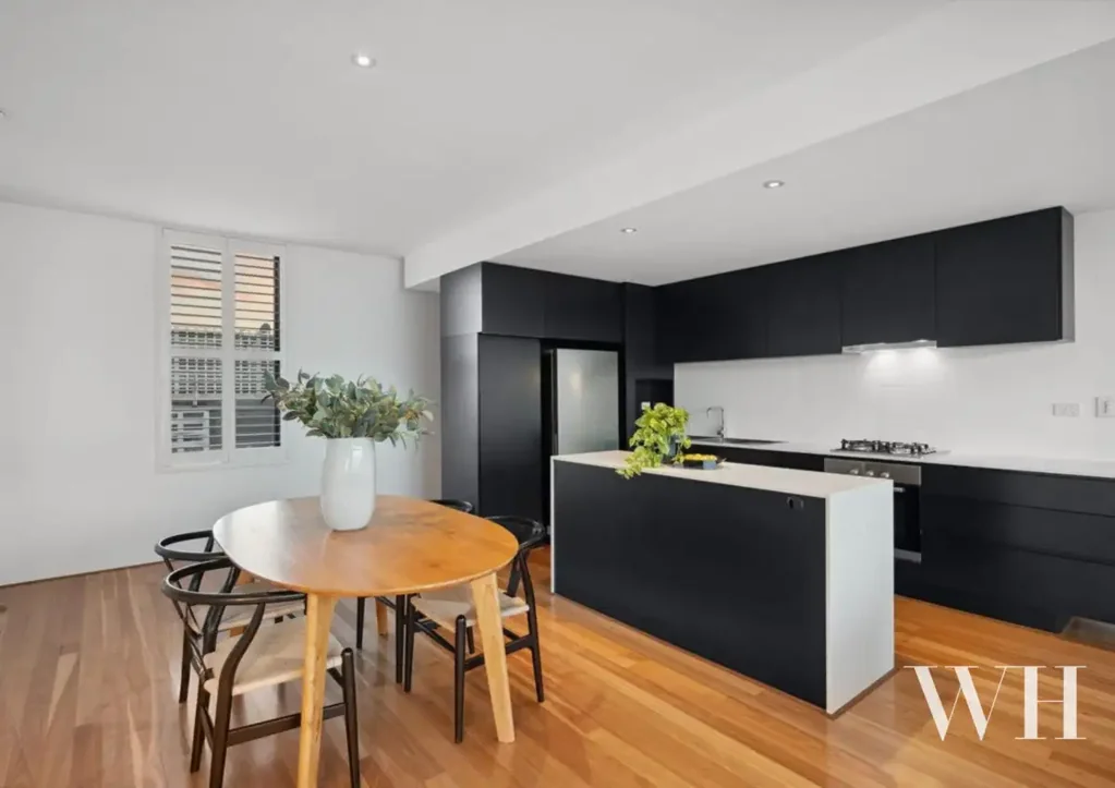 Architectural Two-Bedroom Apartment in Fremantle!