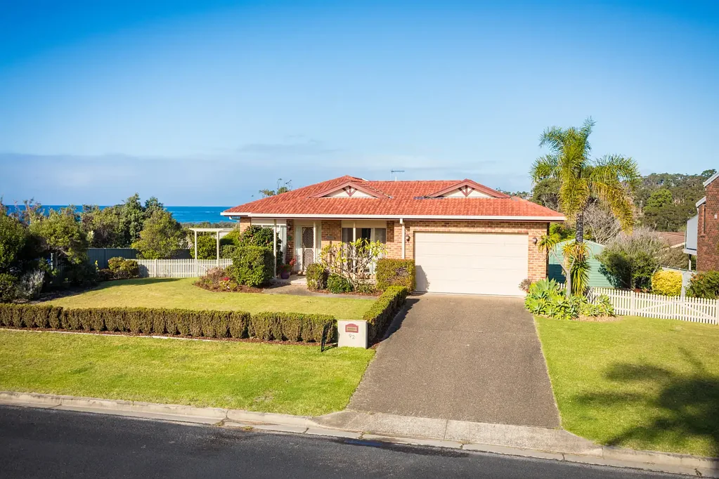 Tura Beach 3房  One Owner. One Level. One Exceptional Opportunity.