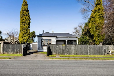 Inglewood 4 Bedroom Character, Comfort & Peace of Mind