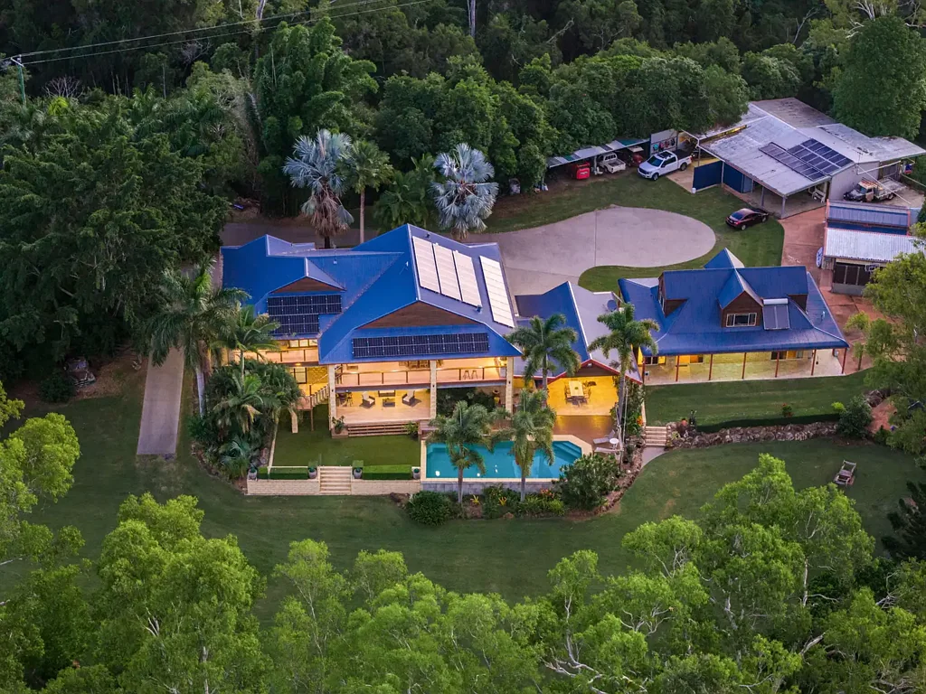 South Kolan Absolute waterfront multi-generational property & 70 site caravan park opportunity