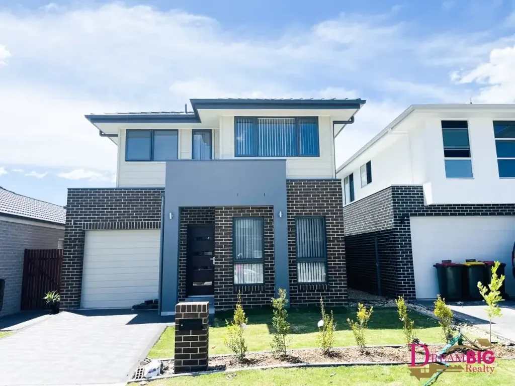 Stunning Family Home!!