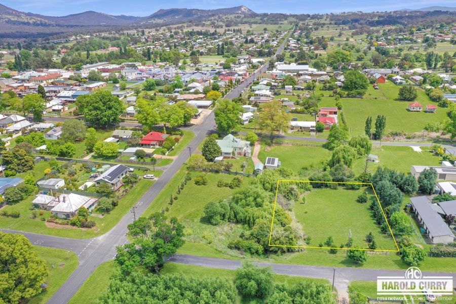 135 WOOD ST, TENTERFIELD NSW 2372, 0 Bedrooms, 0 Bathrooms, House