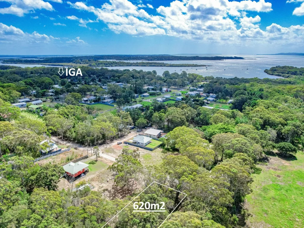 14 Alstonia Street, Russell Island, QLD 4184
