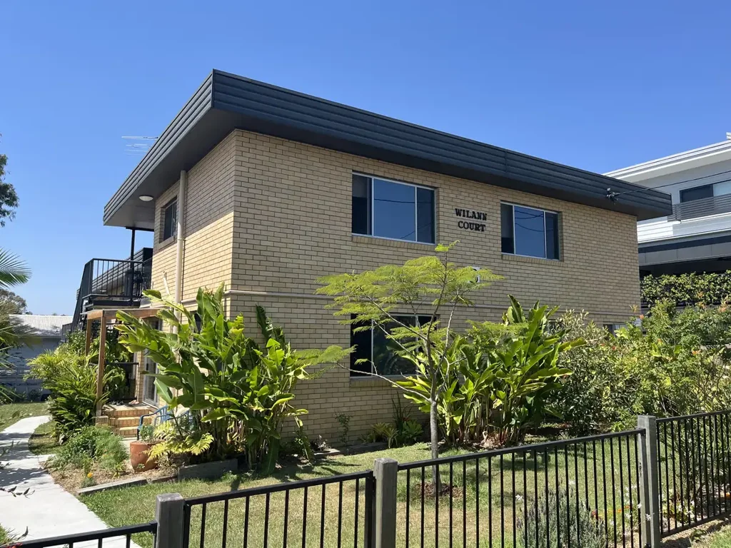 FULLY AIR-CONDITIONED ONE BEDROOM UNIT
