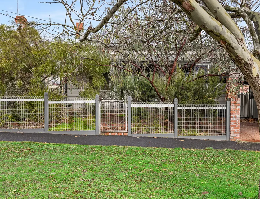 306 Grant Street, Golden Point, VIC 3350, 3 ਕਮਰੇ, 2 ਬਾਥਰੂਮ, House