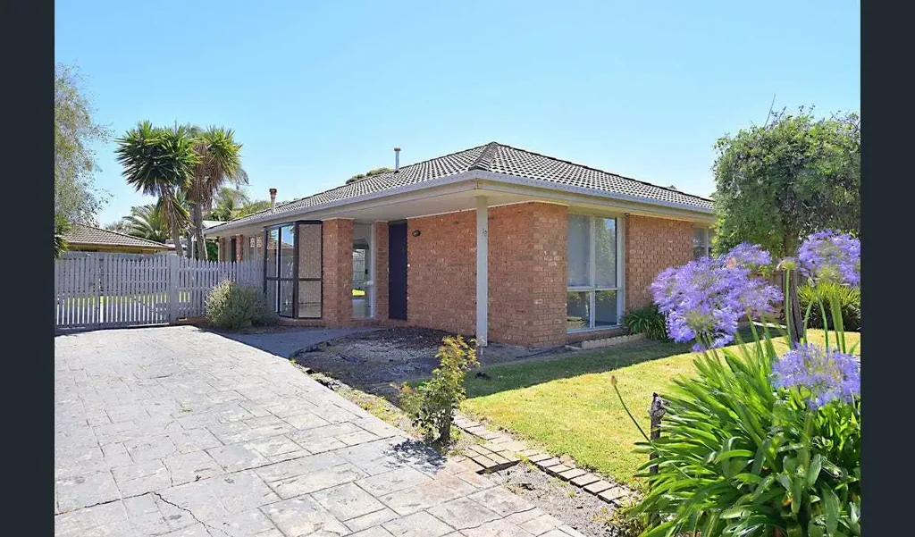 Spacious Family Living in a Prime Bayside Location
