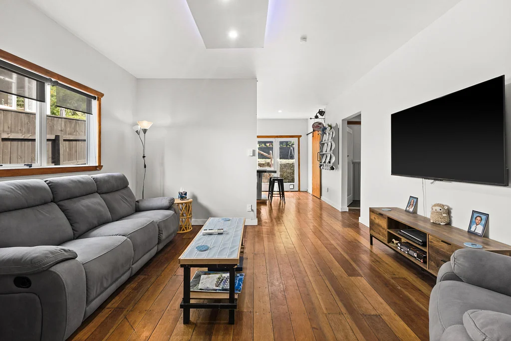 Napier Hill 3Habitaciones Renovated, Re-Roofed, Re-Piled and Ready for You