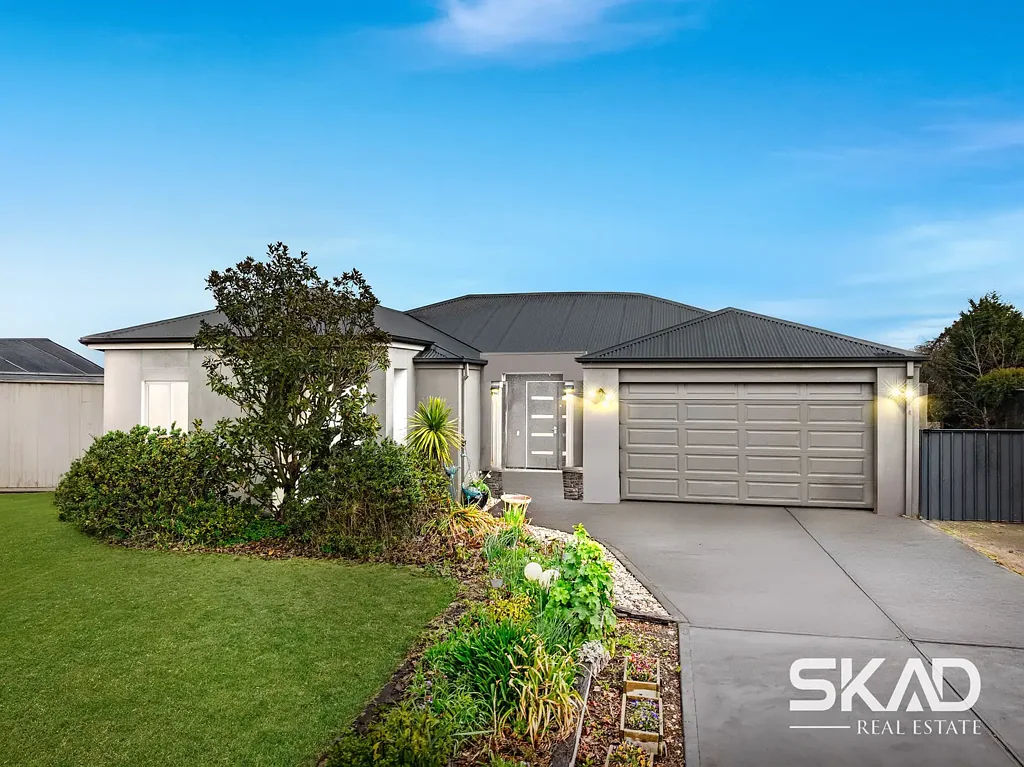 Kilmore 4 Bedroom Spacious Family Living on Over 2,000m² - Versatility, Comfort & Shedding!