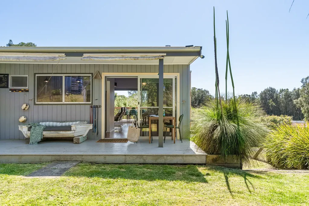 Bawley Point 2 Bedroom Acreage by the Beach – Your Own Private Bawley Point Paradise