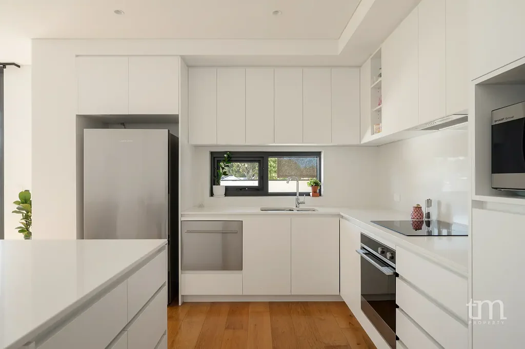 Shenton Park 2房  CORNER APARTMENT IN SHENTON PARK