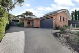 48 Leemak Crescent, Berwick