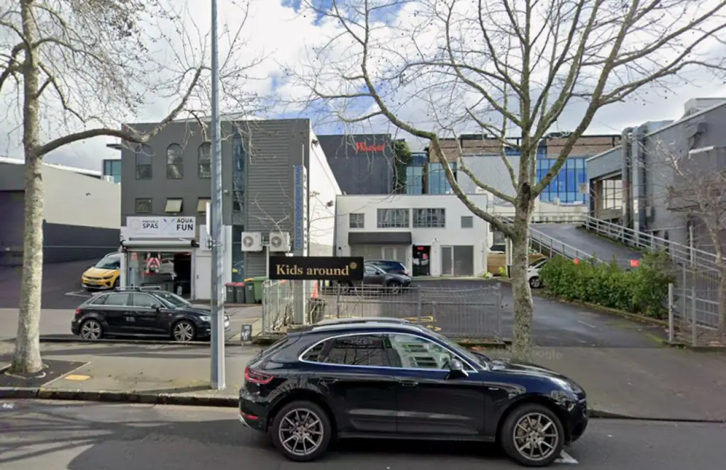 Newmarket Corner Retail Opportunity in Newmarket