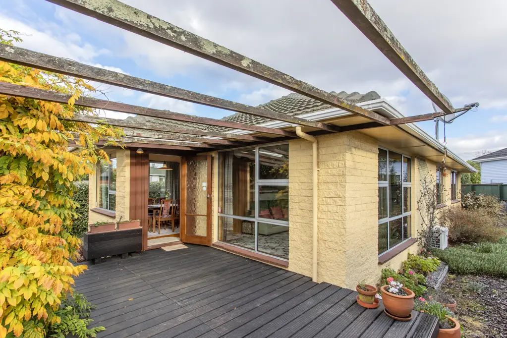 Shirley 3બેડરૂમ A Much-Loved Family Home