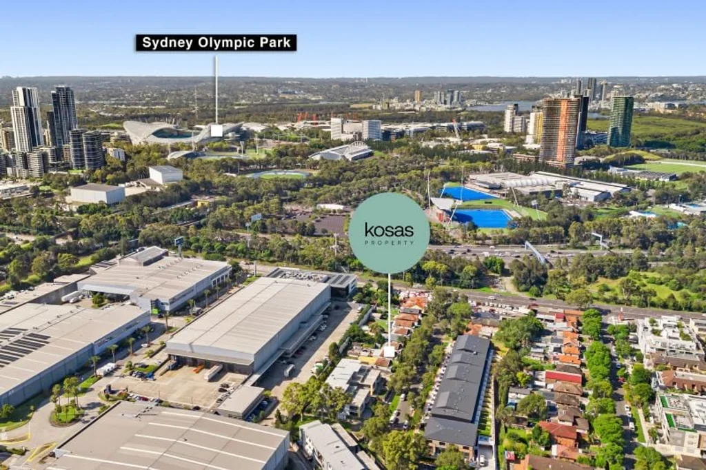Homebush West 12 Bedroom Prime Development Opportunity in Homebush West
3 Houses in a Row ? 1450sqm ? R3 Zoning ? Close to Flemington Station & Olympic Park