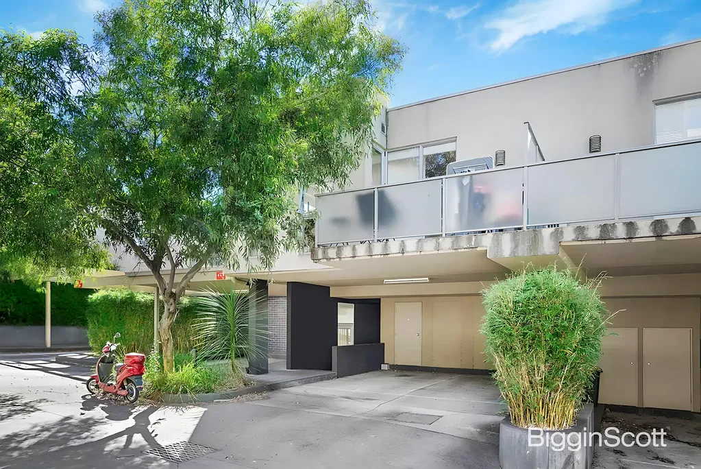 8/210-220 Normanby Road, Notting Hill, VIC 3168
