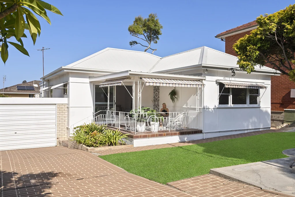 3 Whaddon Ave, Dee Why, NSW 2099